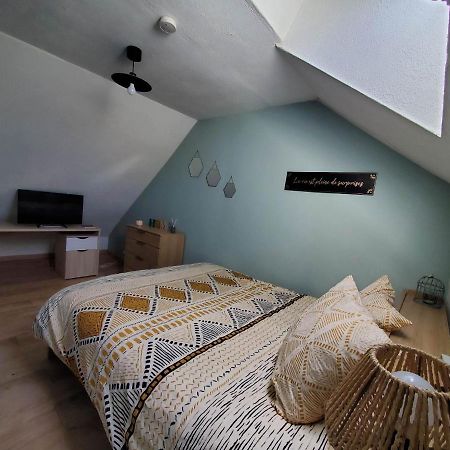 Studio Grand Lit 160 Tout Equipe Wifi Le Creusot Dış mekan fotoğraf