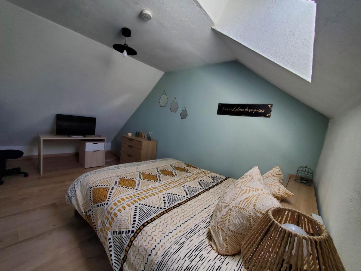 Studio Grand Lit 160 Tout Equipe Wifi Le Creusot Dış mekan fotoğraf